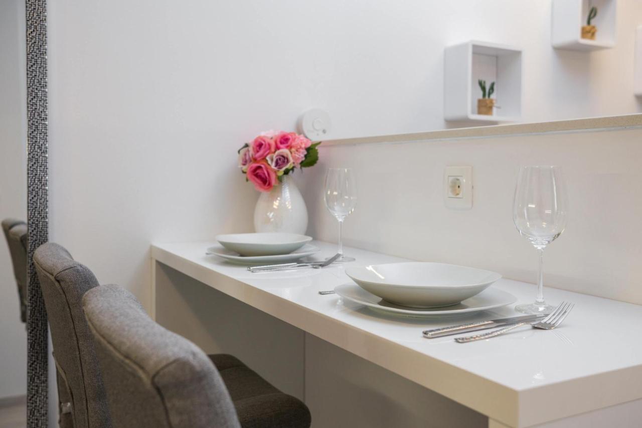 ספליט Luxury Studios & Rooms Seven מראה חיצוני תמונה