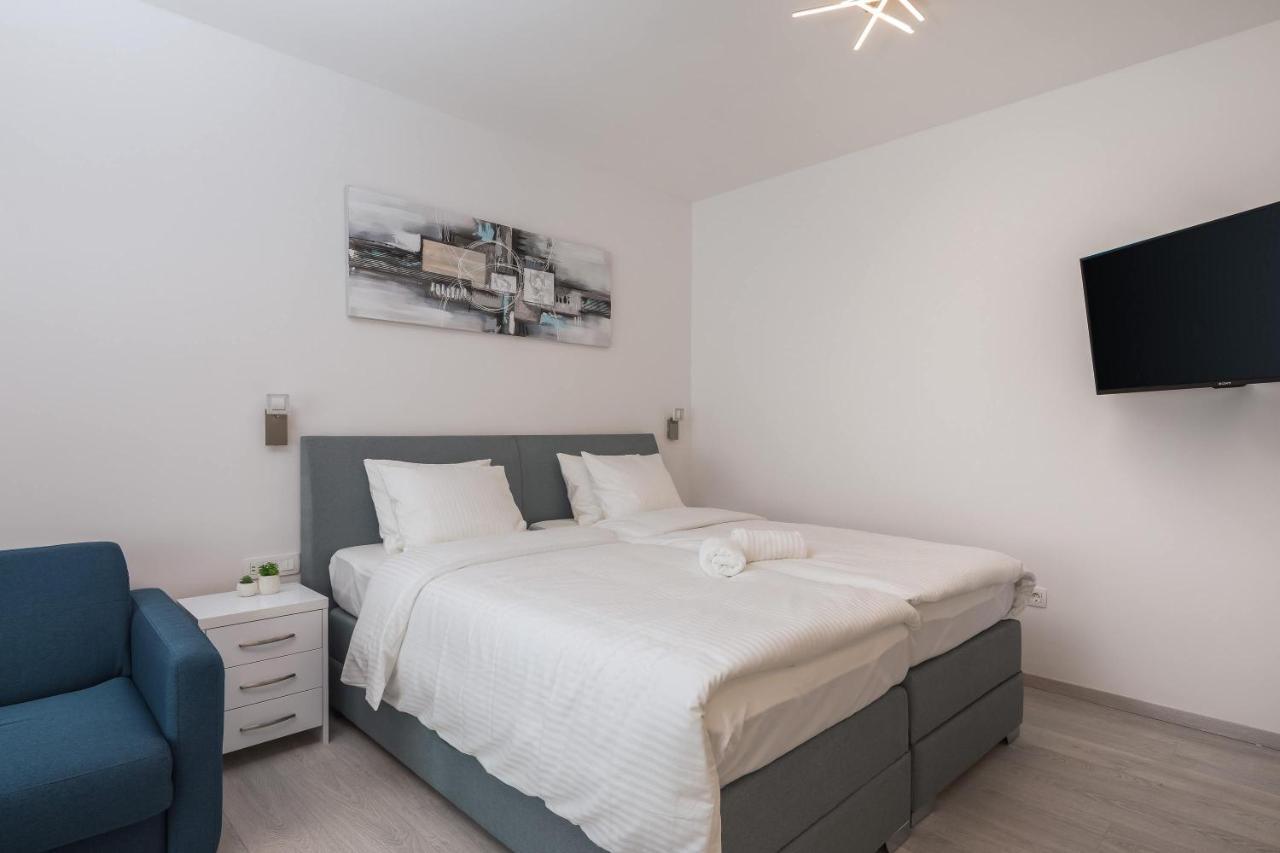 ספליט Luxury Studios & Rooms Seven מראה חיצוני תמונה