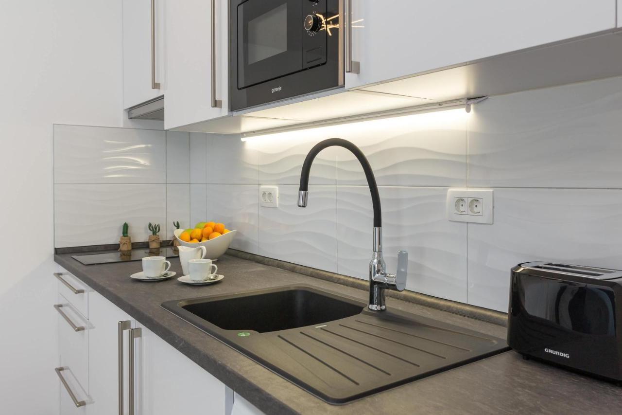 ספליט Luxury Studios & Rooms Seven מראה חיצוני תמונה